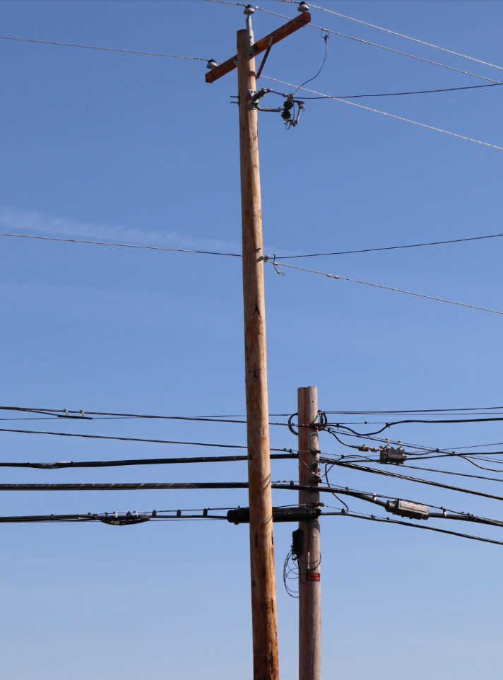 Double wood condition caused by in-progress pole transfer